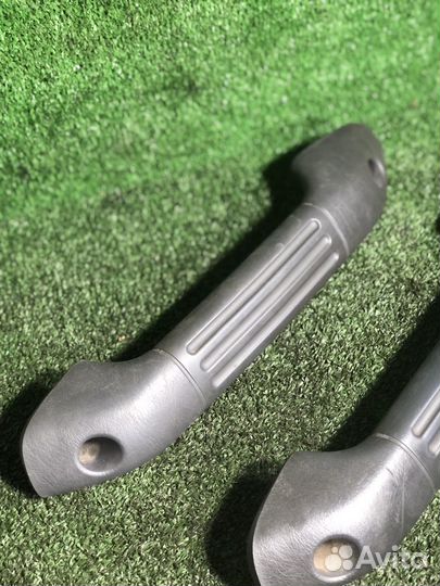 Ручка передней обшивки toyota rav4 xa10