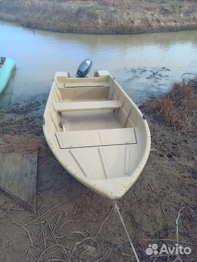 Продаётся лодка с мотором