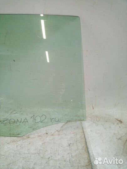 Стекло заднее правое Volkswagen Polo sedan 2010