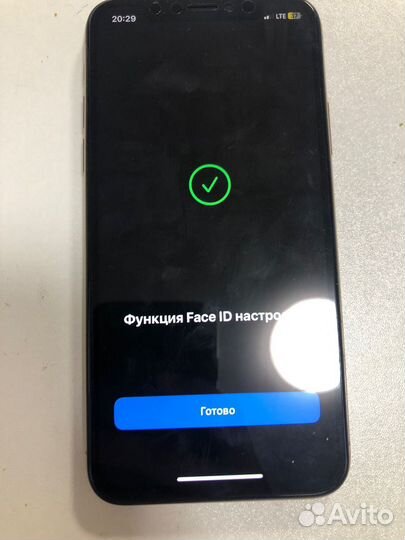 iPhone Xs, 64 ГБ