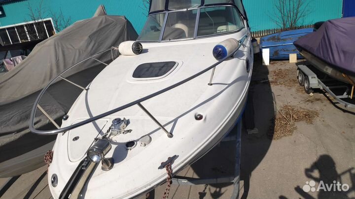 Катер Sea Ray 275 Sundancer