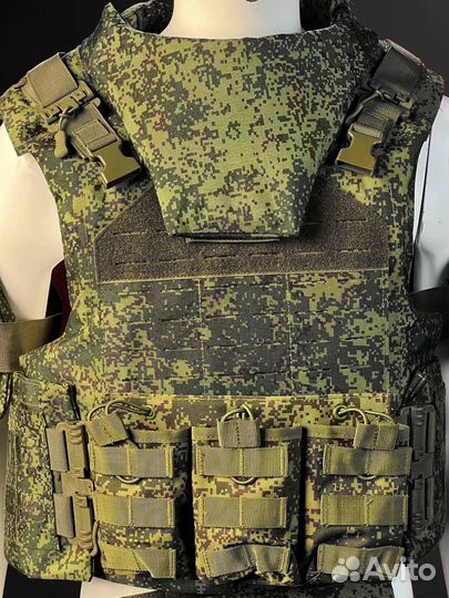 Бронежилет комплектный