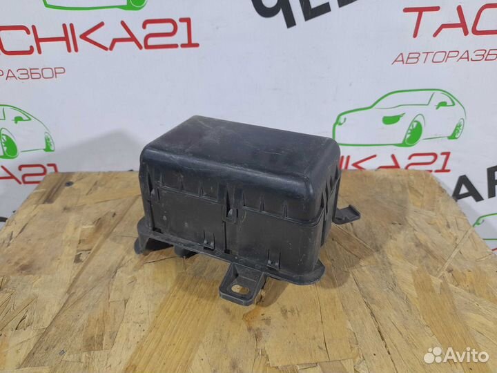 Корпус блока предохранителей Hyundai Tucson 3 (201