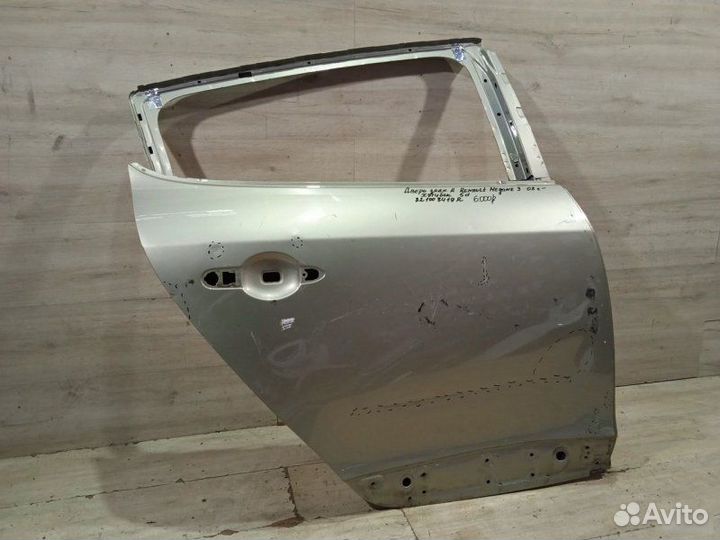 Дверь Renault
