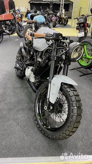 Мотоцикл BMW G310 R custom 2017 caferacer