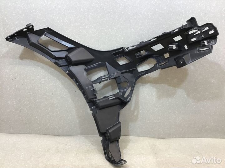 Кронштейн переднего бампера левый Mercedes Benz AM