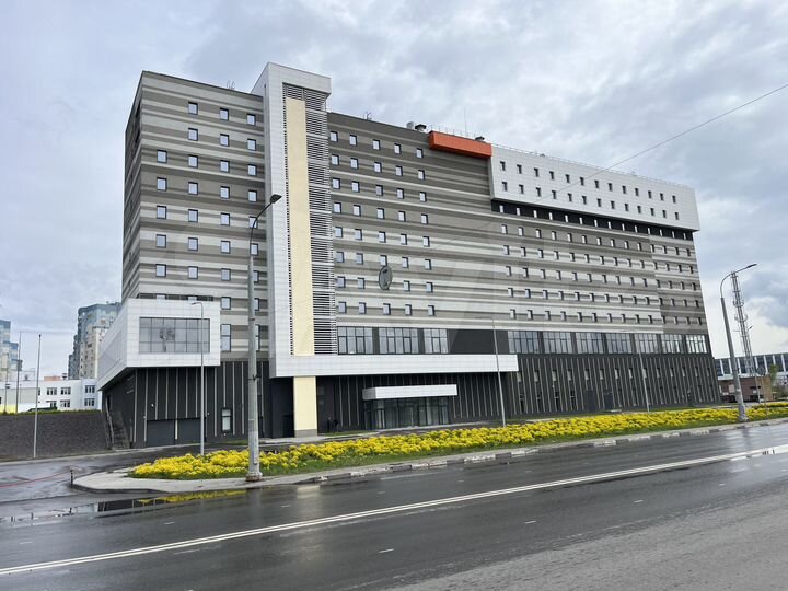 Офисы и магазины от 37 до 2000 м²