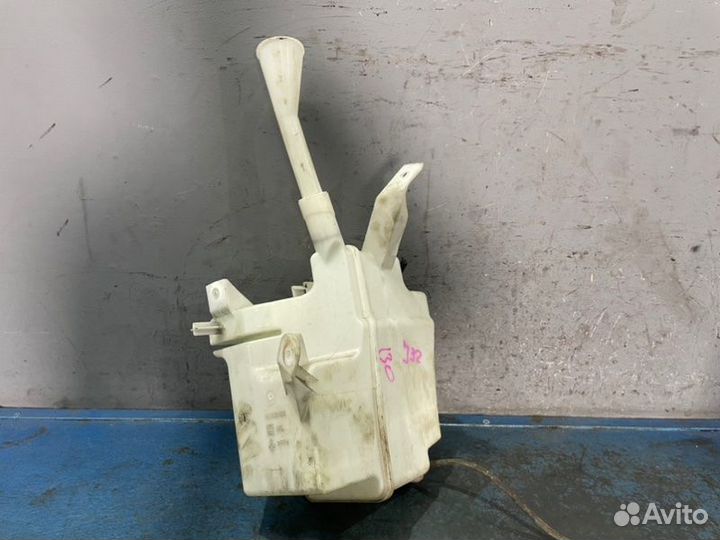 Бачок омывателя Nissan Teana J32