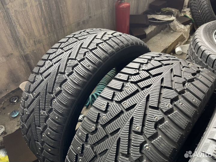Pirelli Ice Zero 265/40 R21 105H