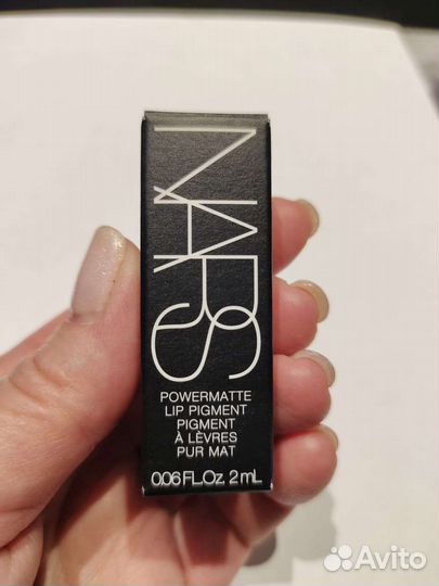 Ультраматовый пигмент для губ nars