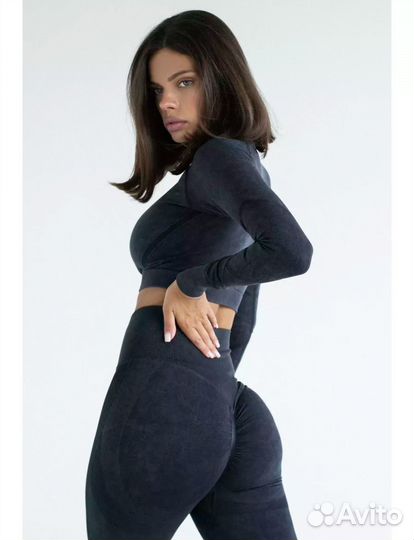 Спортивный костюм женский