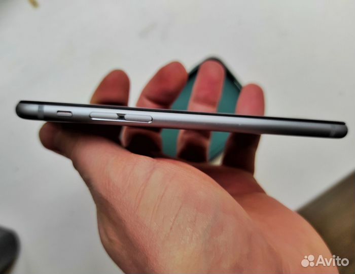 iPhone 6S, 16 ГБ