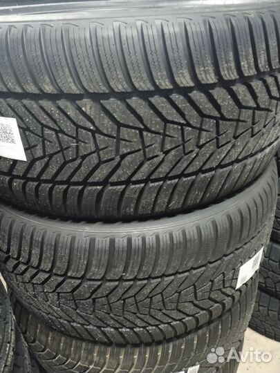 Hankook Winter I'Cept Evo 3 W330 255/35 R21 и 275/35 R21 98W