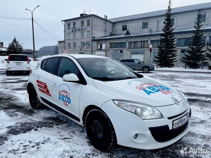 Обучение вождению автомобиля МКПП, АКПП