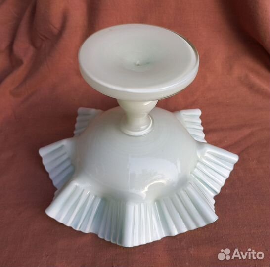 Старинные антикварные Вазы