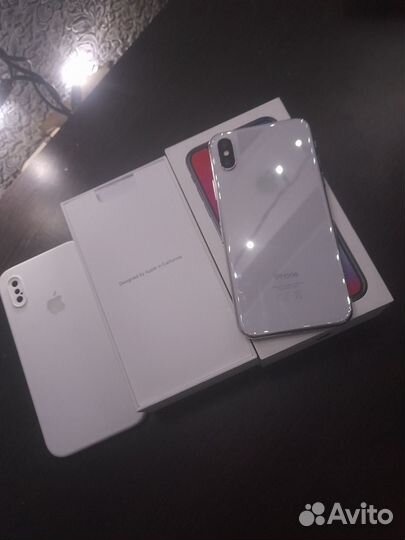 iPhone X, 64 ГБ