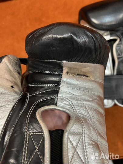 Боксерские перчатки Sabas 14oz