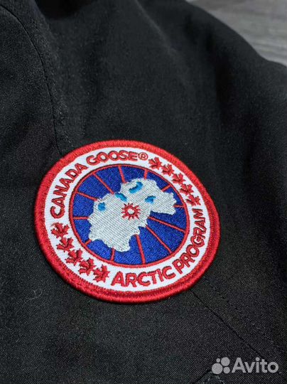 Пуховик canada goose мужской