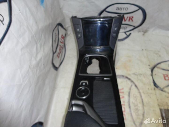 Подлокотник Hyundai i40