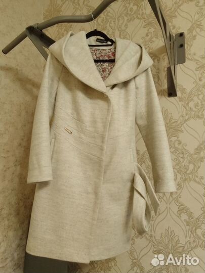 Пальто женское,42 44 размер