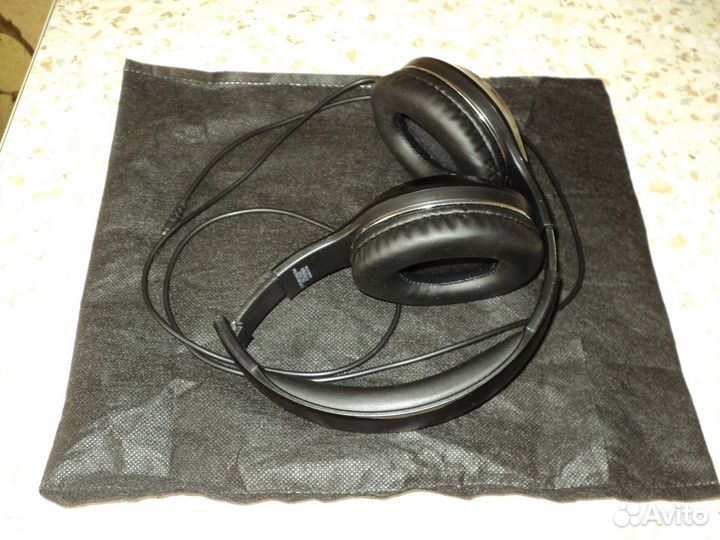 Накладные наушники Hiper HTW-OV1