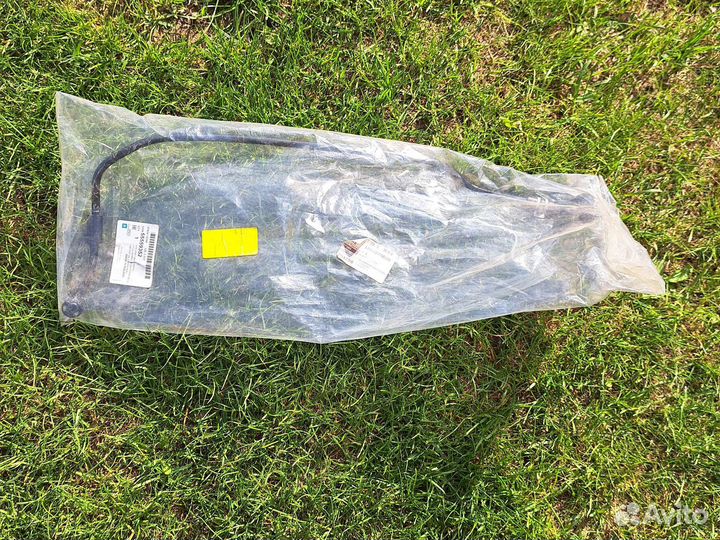 Трубка обогрева дроссельной заслонки