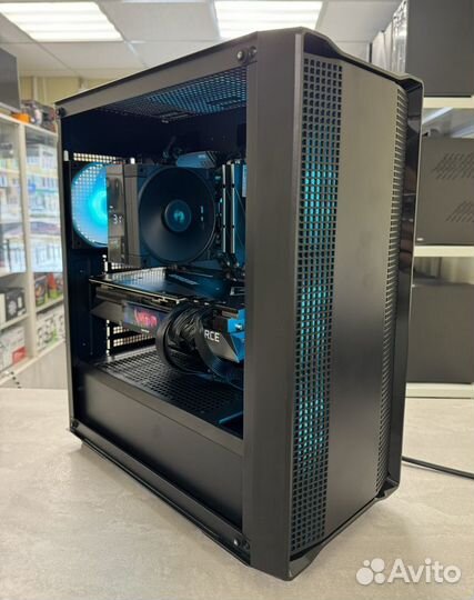 I7-10700/RTX 3070ti-8GB/Z590/RAM 32GB/M2 1TB