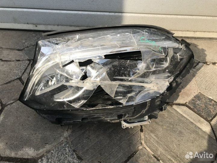 Фара передняя левая Mercedes-Benz X166