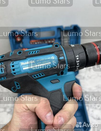 Шуруповерт Makita 28v с набором бит и сверел