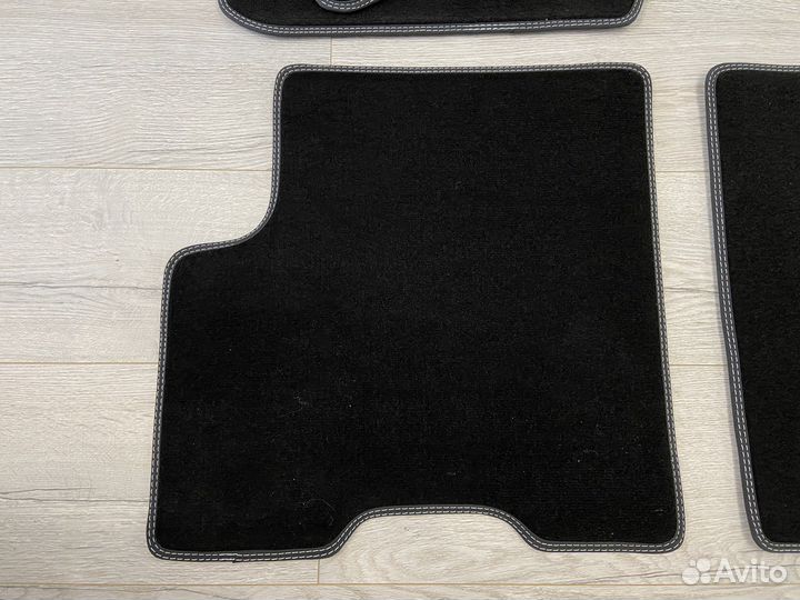 Оригинальные текстильные ковры Renault Arkana