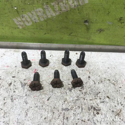 Болт маховика Рено Меган 2