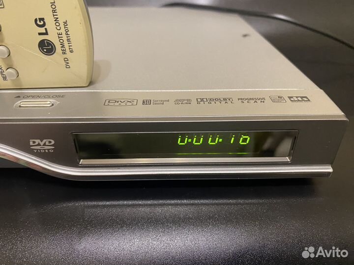 DVD плеер LG DGK588XB