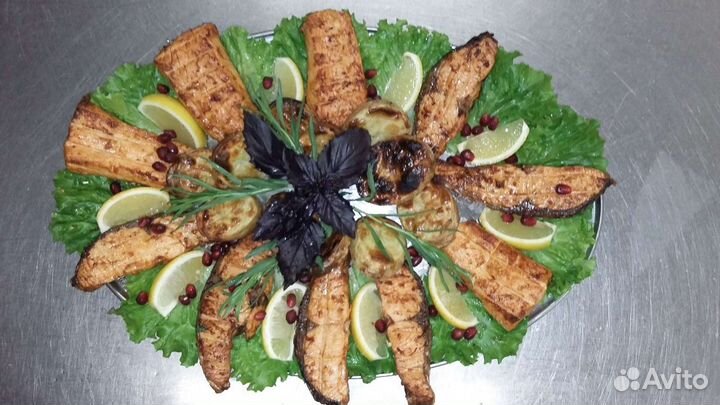 Мангальщик шашлычник