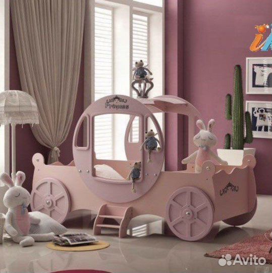 Кровать карета для девочки