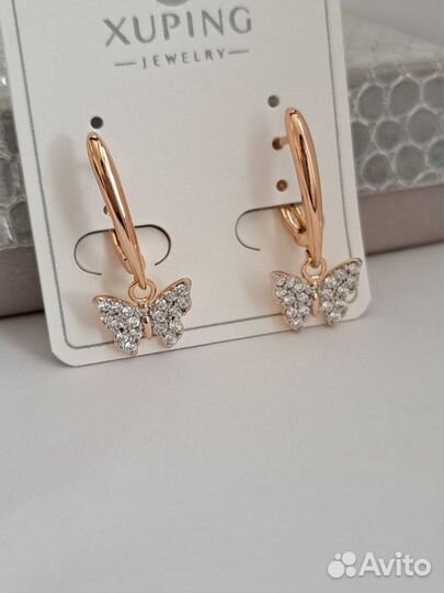 Серьги бабочки не темнеют