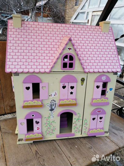 Домик кукольный