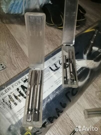 Набор метчиков и плашек 1-2 номер