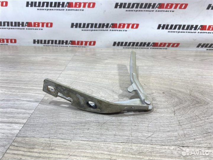 Петля капота левая Peugeot 206 1.6 2006