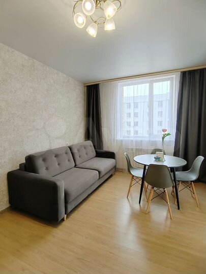 2-к. квартира, 40 м², 8/8 эт.