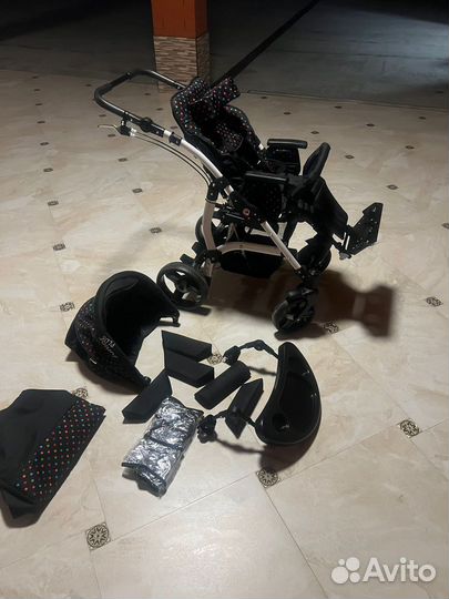 Коляска для детей с дцп