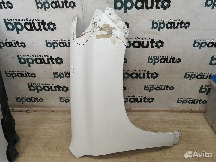 Крыло переднее правое 53811-60A90 Toyota Land