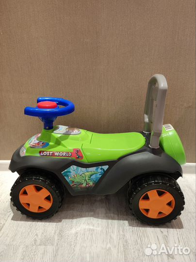 Машинка каталка толокар