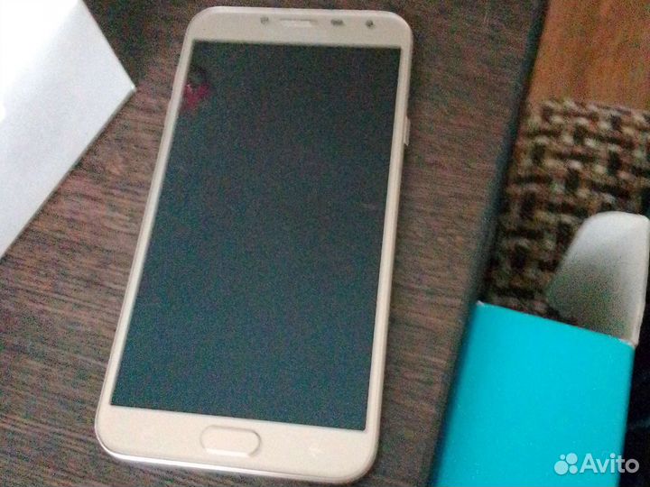 Телефон Samsung j4 2018