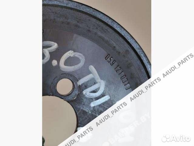 Шкив помпы Audi A4 059121031J