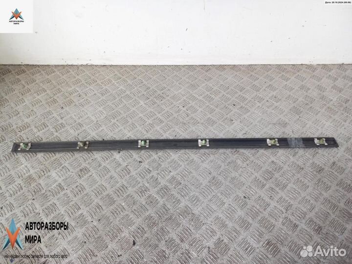 Молдинг двери передней правой BMW 5 E39 1997