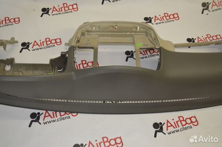 Торпедо Toyota 100 (правый руль)