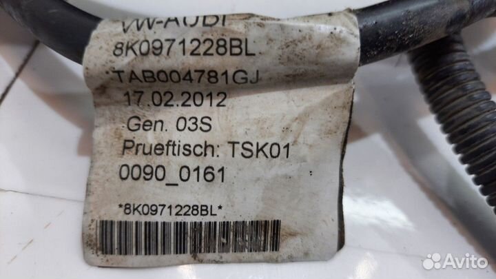 Электропроводка моторная 2,0 бензин (Audi A4)