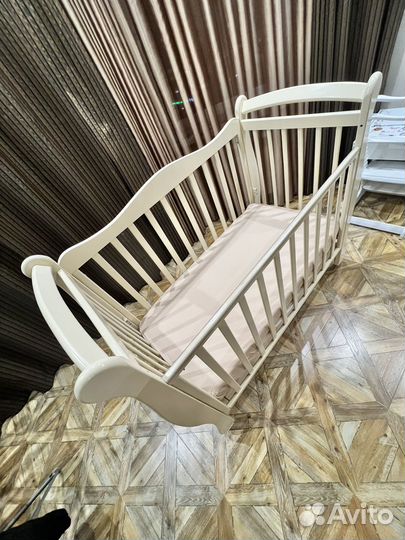 Кровать детская Viola с маятником