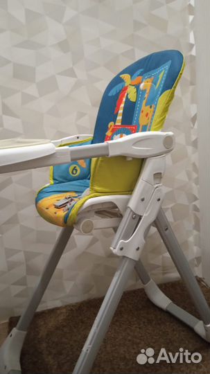 Детский стульчик для кормления