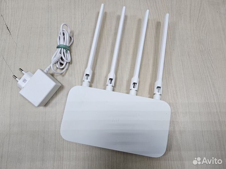 Wi-Fi роутер Xiaomi Mi Wi-Fi Router 4C